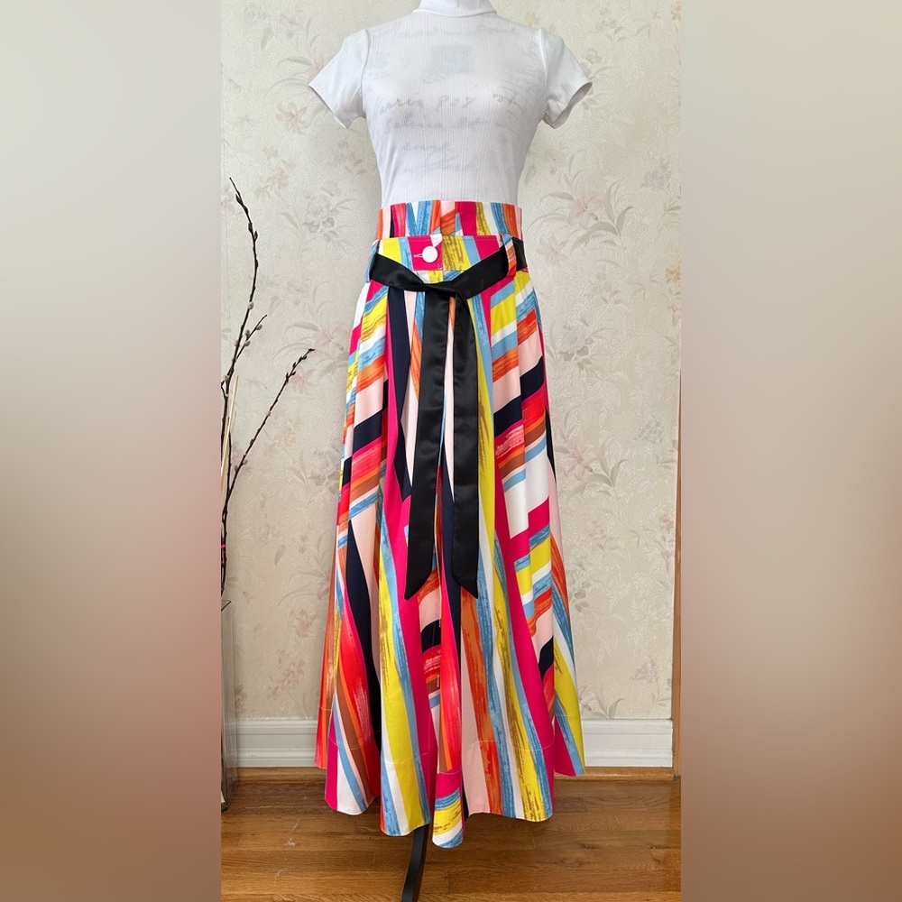Gracia Pleated Maxi rich color shirt. Size S.